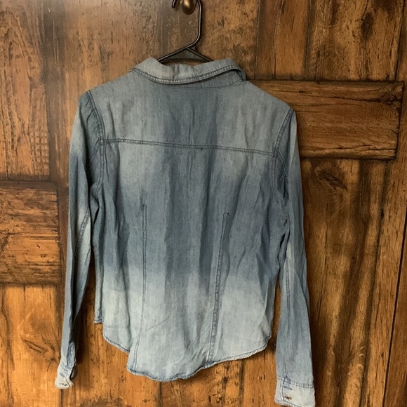 Toska button down Jean shirt size large new with tags - Picture 2 of 4